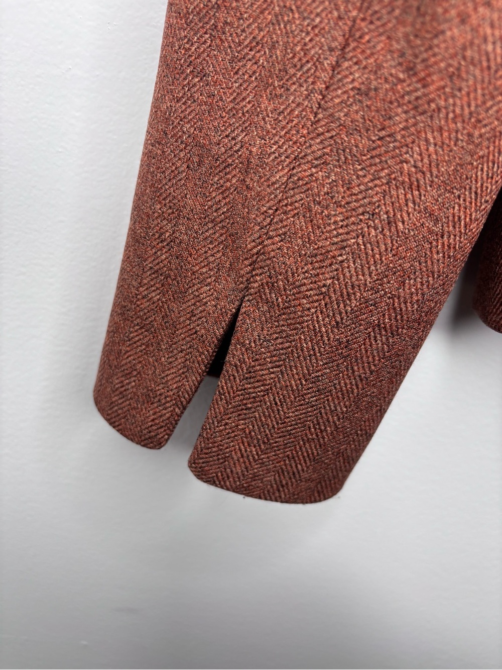 Le Suit 2 Piece Skirt Suit - Picture 5 of 12